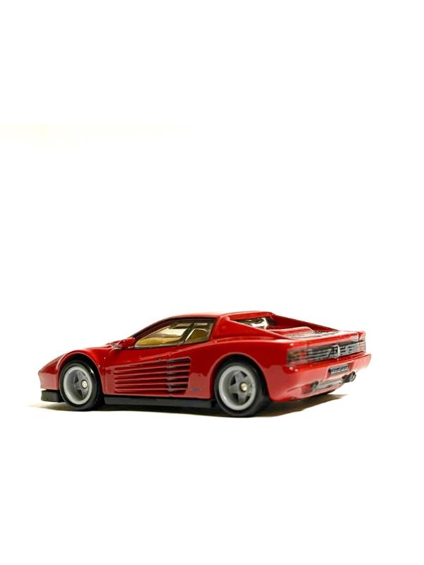 FERRARI TESTAROSSA - 2/5 - MODERN CLASSICS - Görsel 3