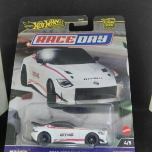 2023 NISSAN Z GT4 4/5